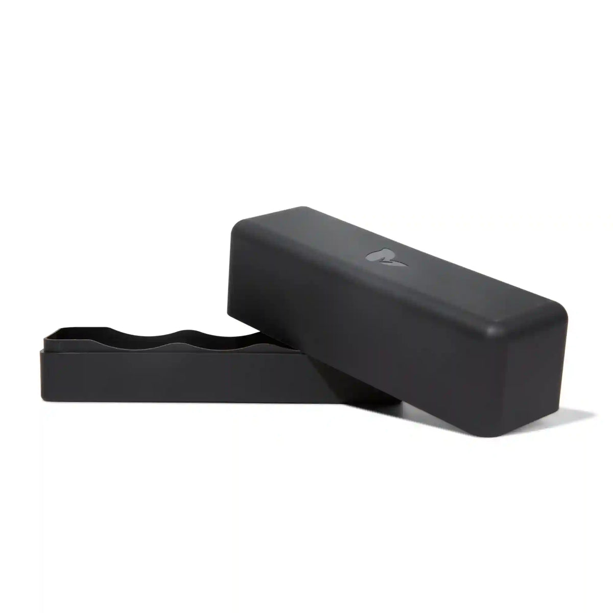 TRAVEL CASE for shampoo & conditioner bars.